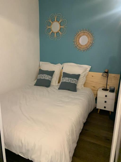 Chaleureux Appartement Face Au Port Sta Lucia, Tout A Pieds, Wifi Saint-Raphaël Екстериор снимка