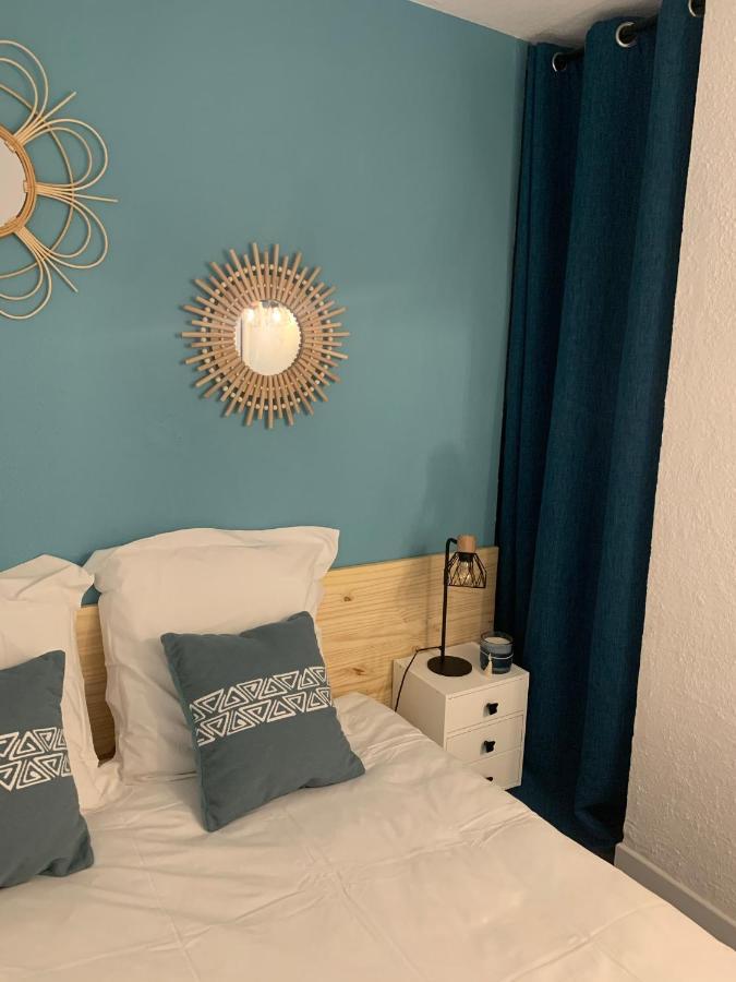 Chaleureux Appartement Face Au Port Sta Lucia, Tout A Pieds, Wifi Saint-Raphaël Екстериор снимка