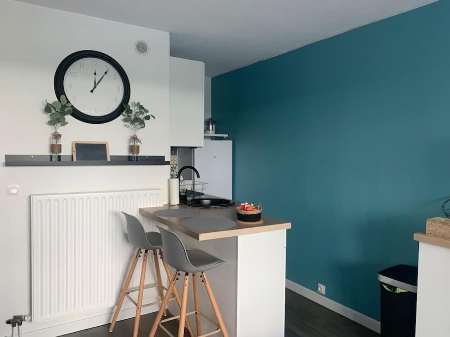 Chaleureux Appartement Face Au Port Sta Lucia, Tout A Pieds, Wifi Saint-Raphaël Екстериор снимка