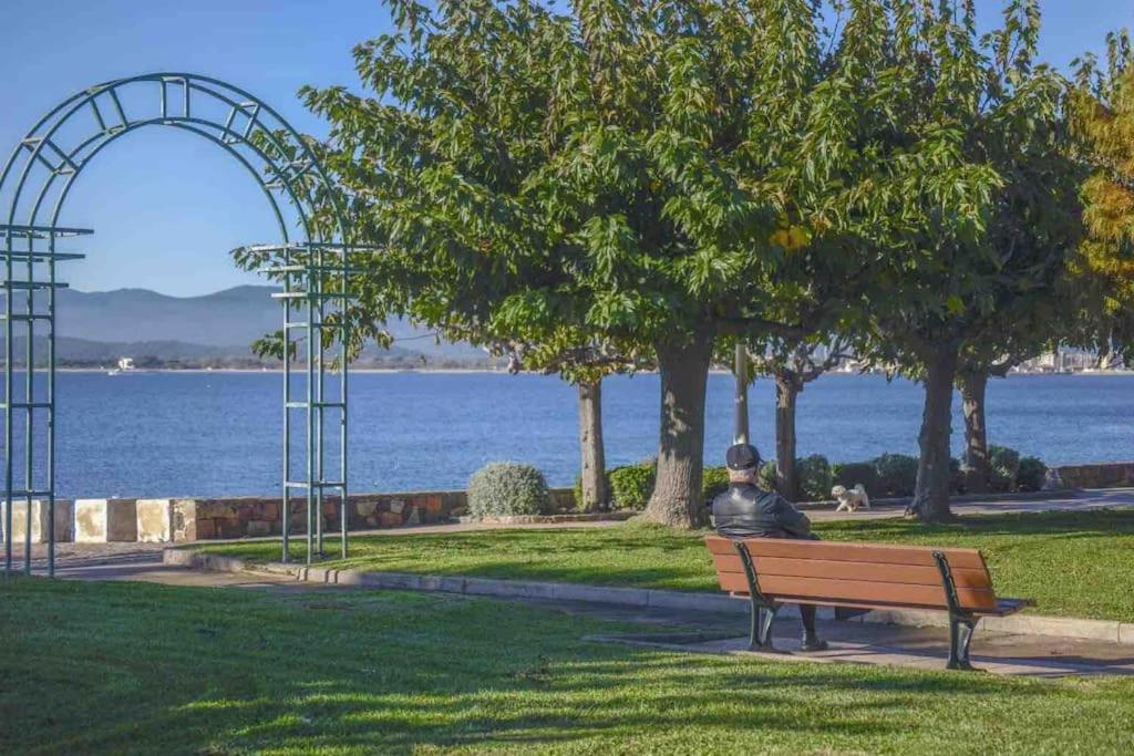 Chaleureux Appartement Face Au Port Sta Lucia, Tout A Pieds, Wifi Saint-Raphaël Екстериор снимка