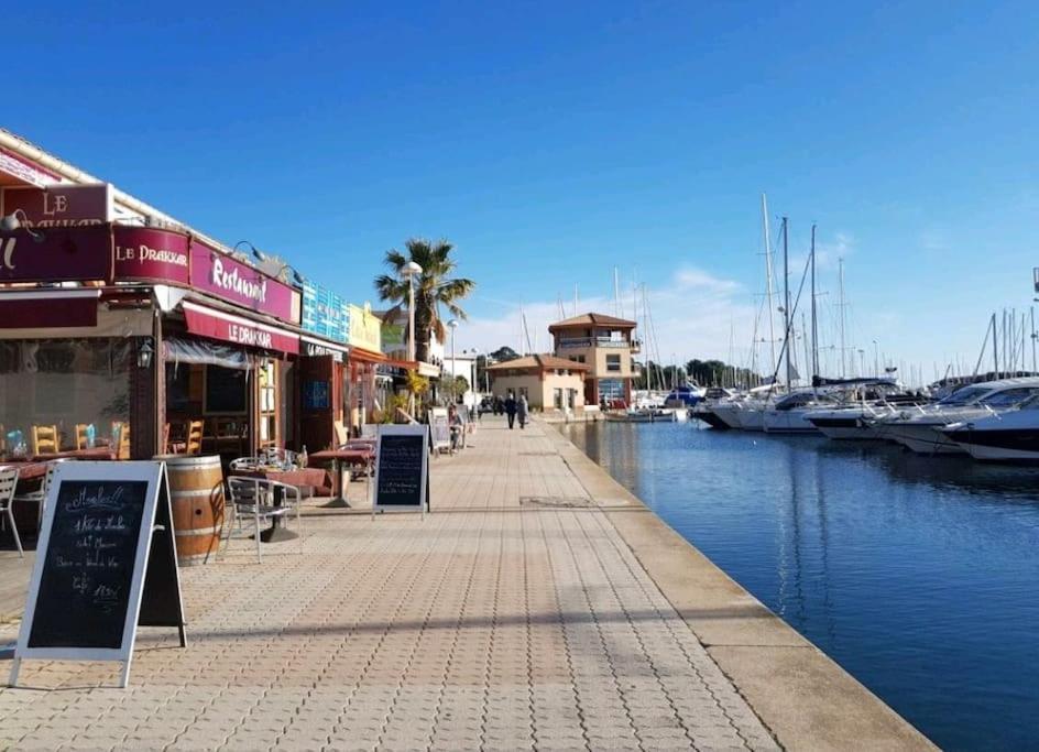 Chaleureux Appartement Face Au Port Sta Lucia, Tout A Pieds, Wifi Saint-Raphaël Екстериор снимка